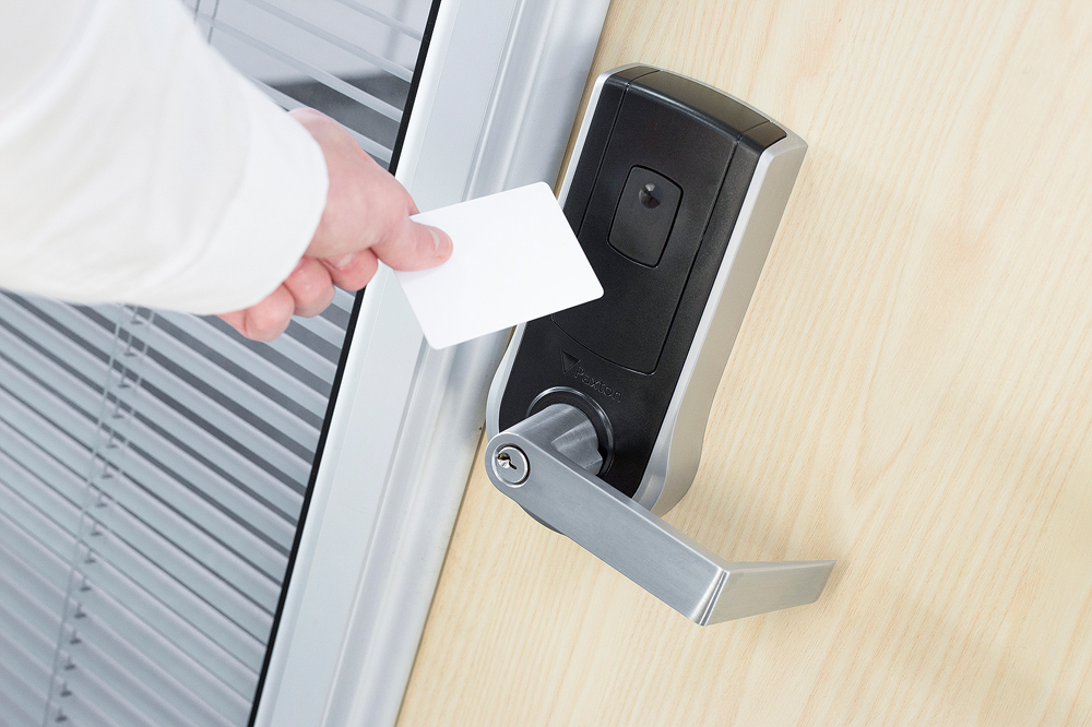 Keyless access control card reader for commercial entry